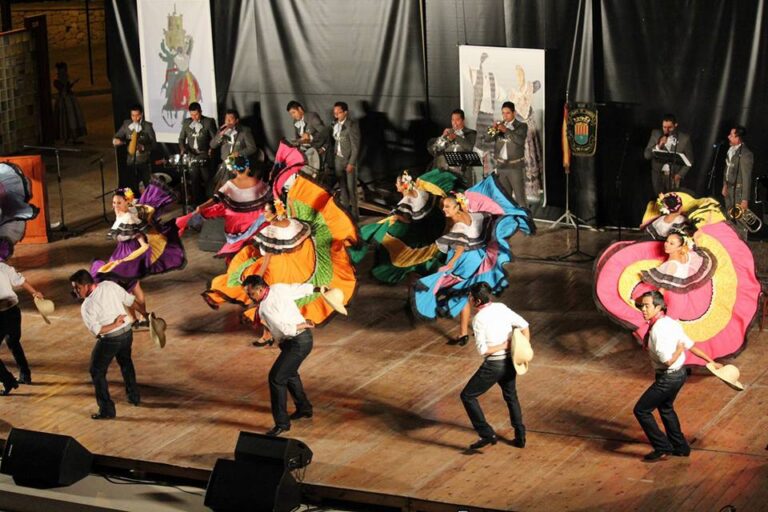 Festival Internacional de Danzas Populares de Crevillent Alicante 1 768x512